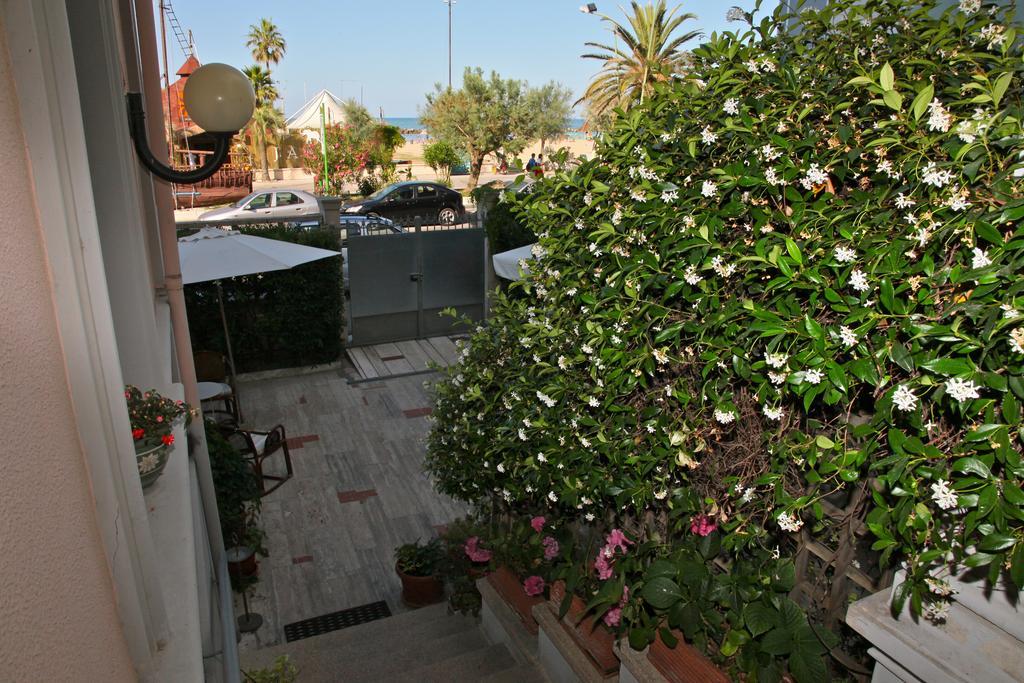 Villa L'Aurora Pescara Esterno foto